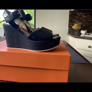 AGL high heels shoes